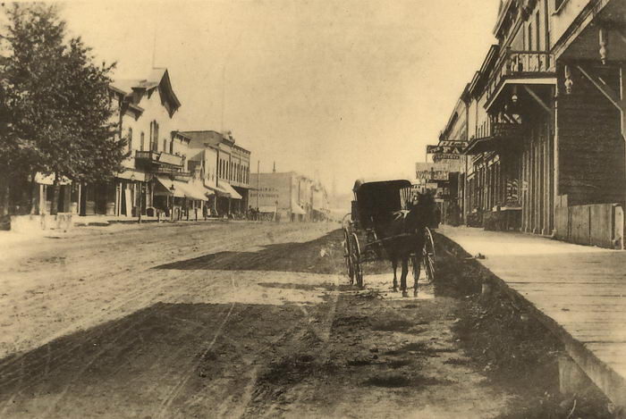 Selkirk Opera House - Old Photo Of Opera House On Left (newer photo)